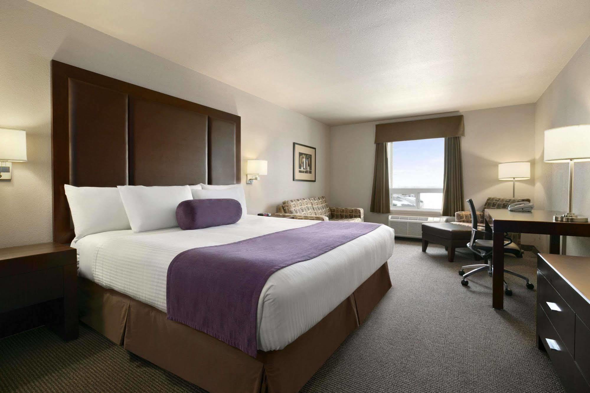 Days Inn By Wyndham Regina Ngoại thất bức ảnh