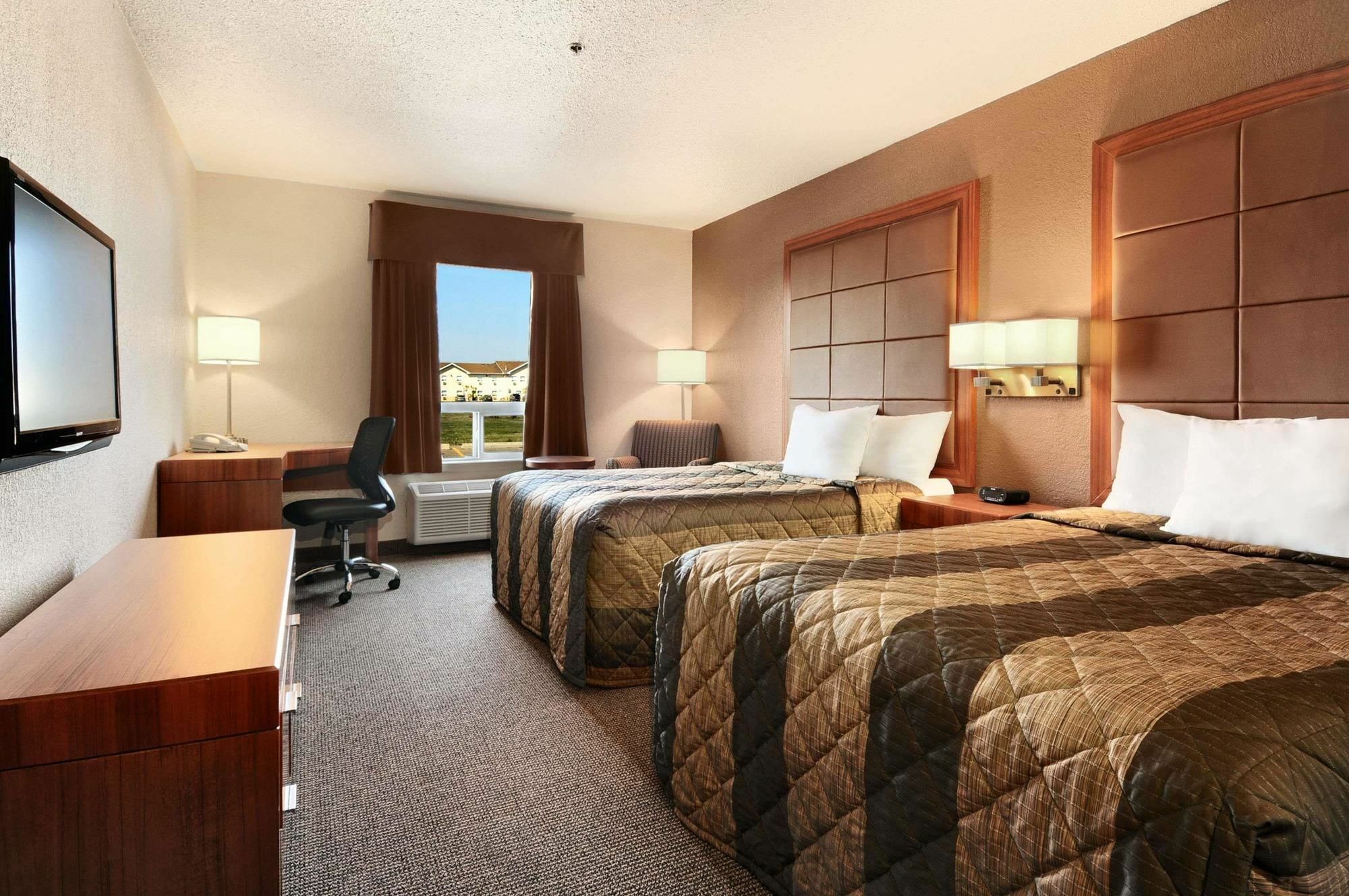 Days Inn By Wyndham Regina Ngoại thất bức ảnh